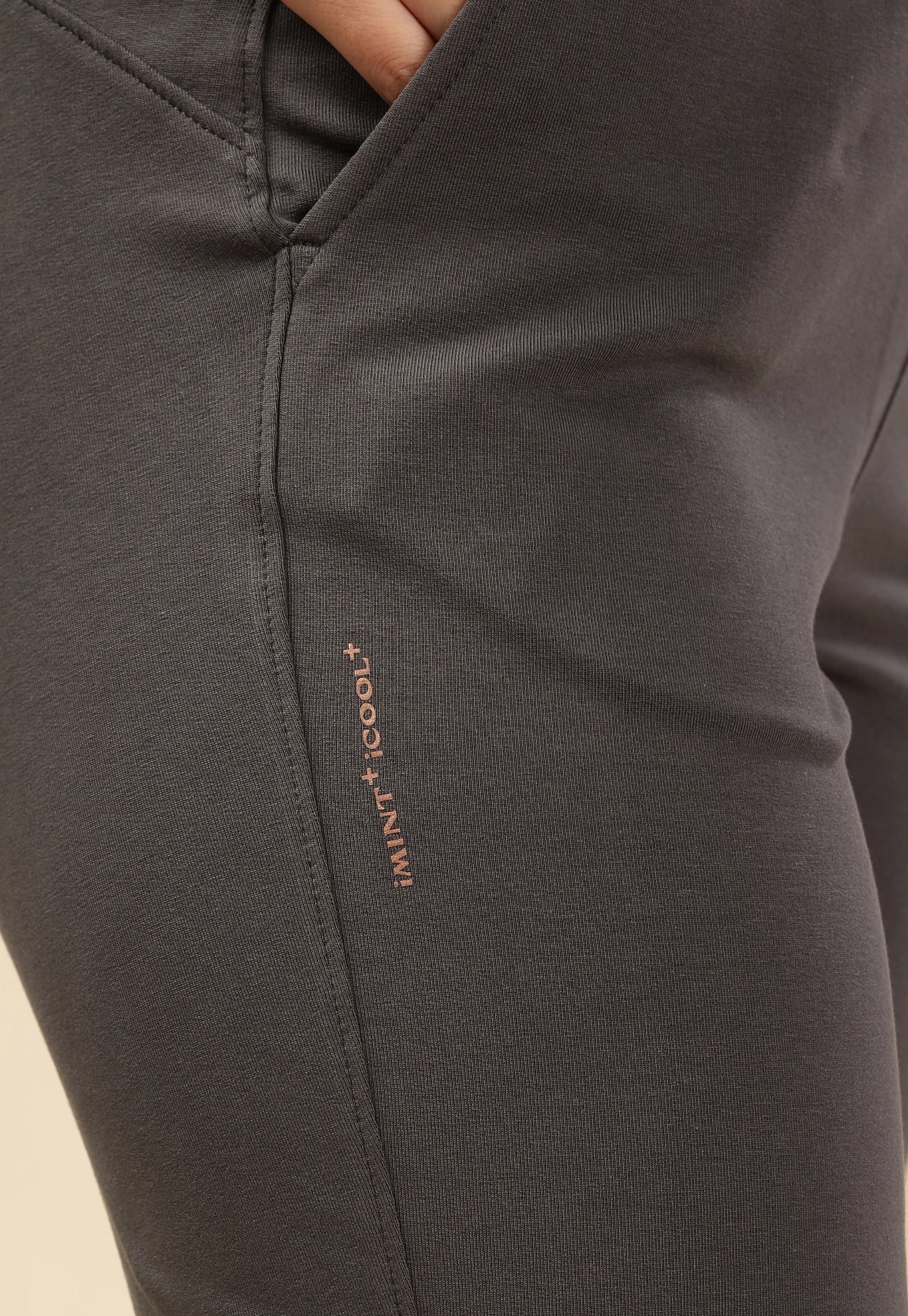 Women's Cooling + PepperMint Oil treated Joggers