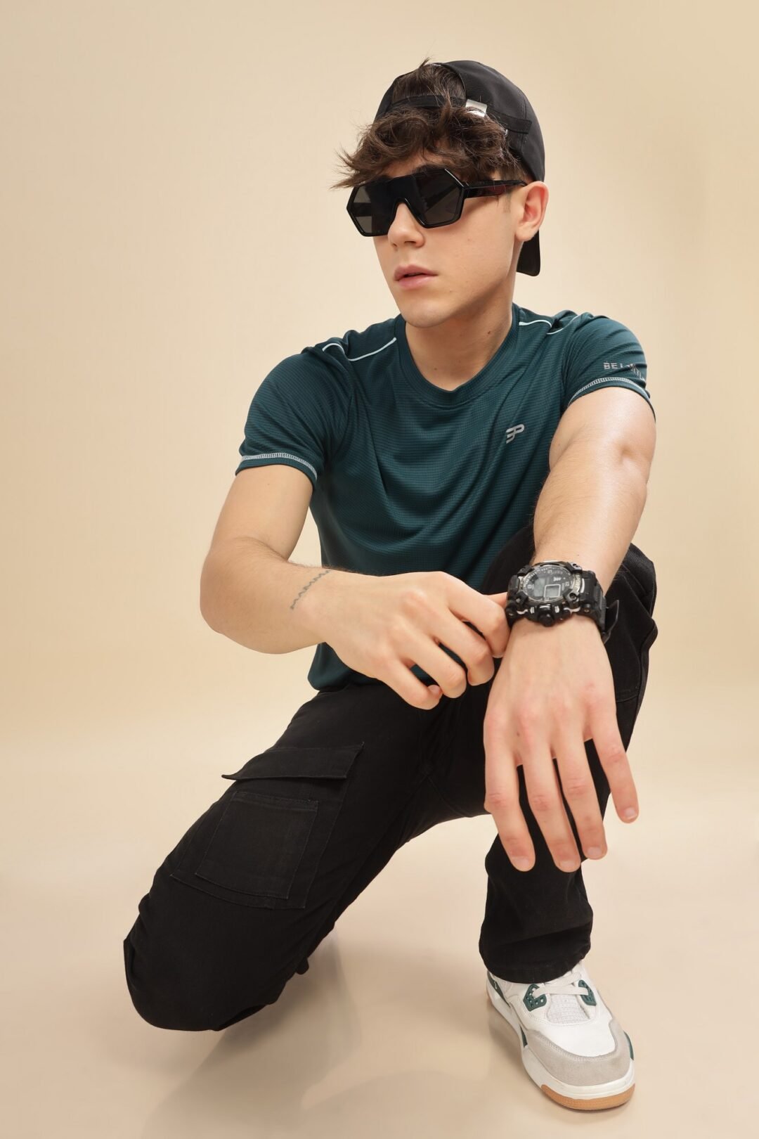 Men's Texture Penta Activ Tee - Bottle Green - Image 10