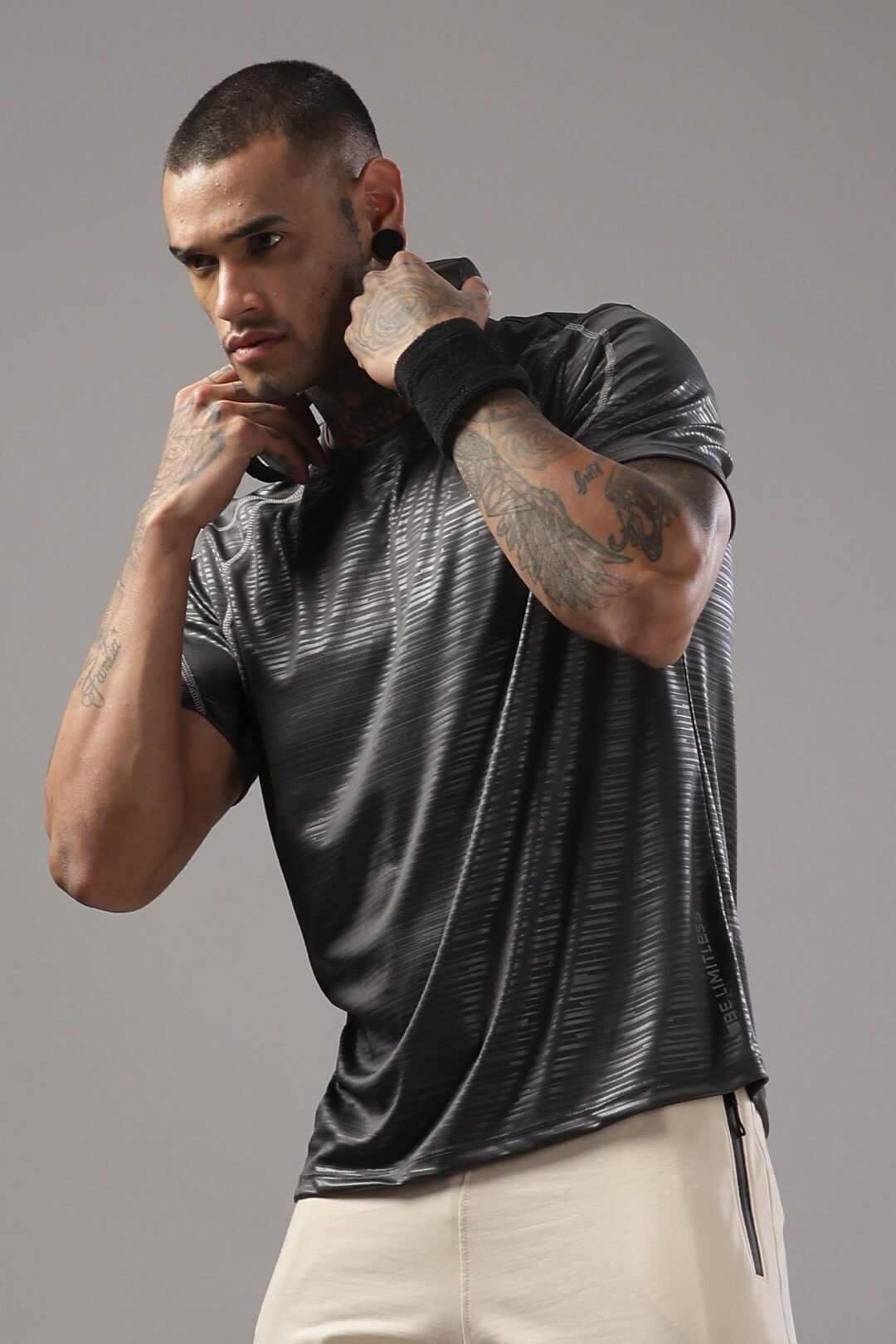 Mens Emboss Texture Tee-Dark Grey - Image 11