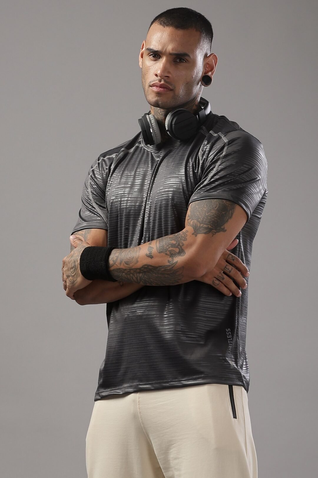 Mens Emboss Texture Tee-Dark Grey - Image 10