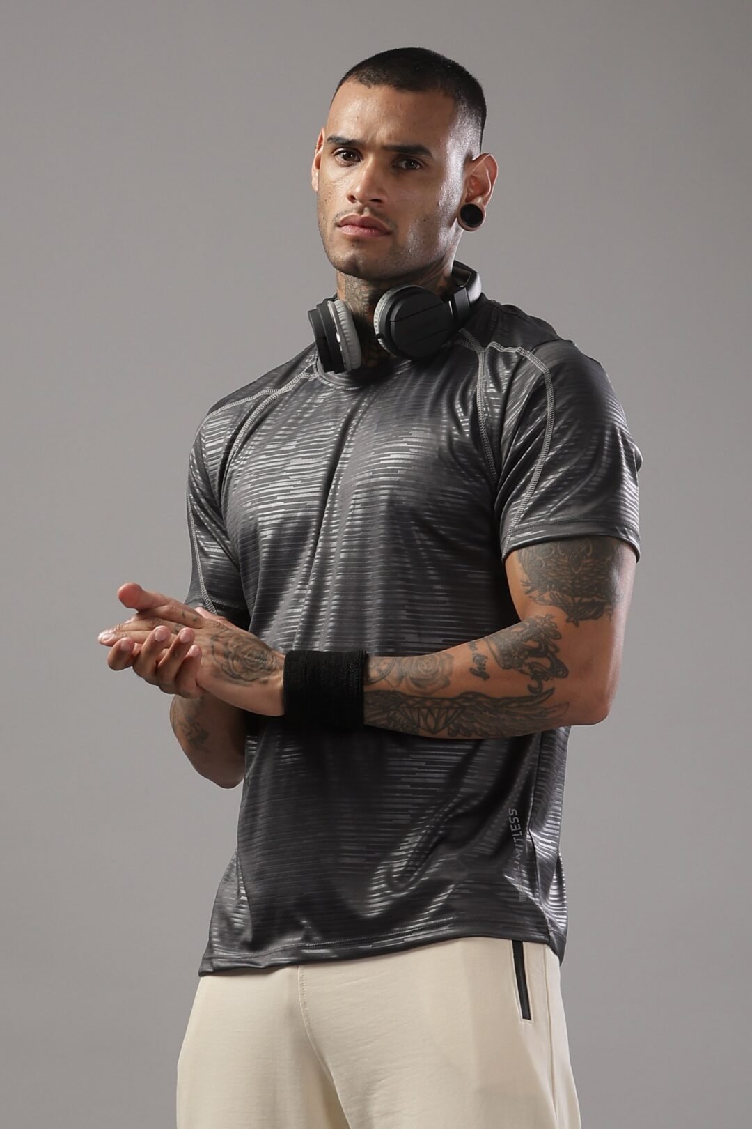 Mens Emboss Texture Tee-Dark Grey - Image 9