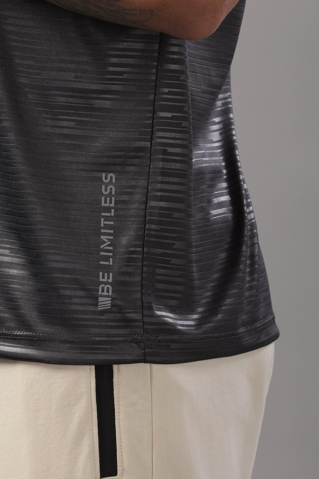 Mens Emboss Texture Tee-Dark Grey - Image 7