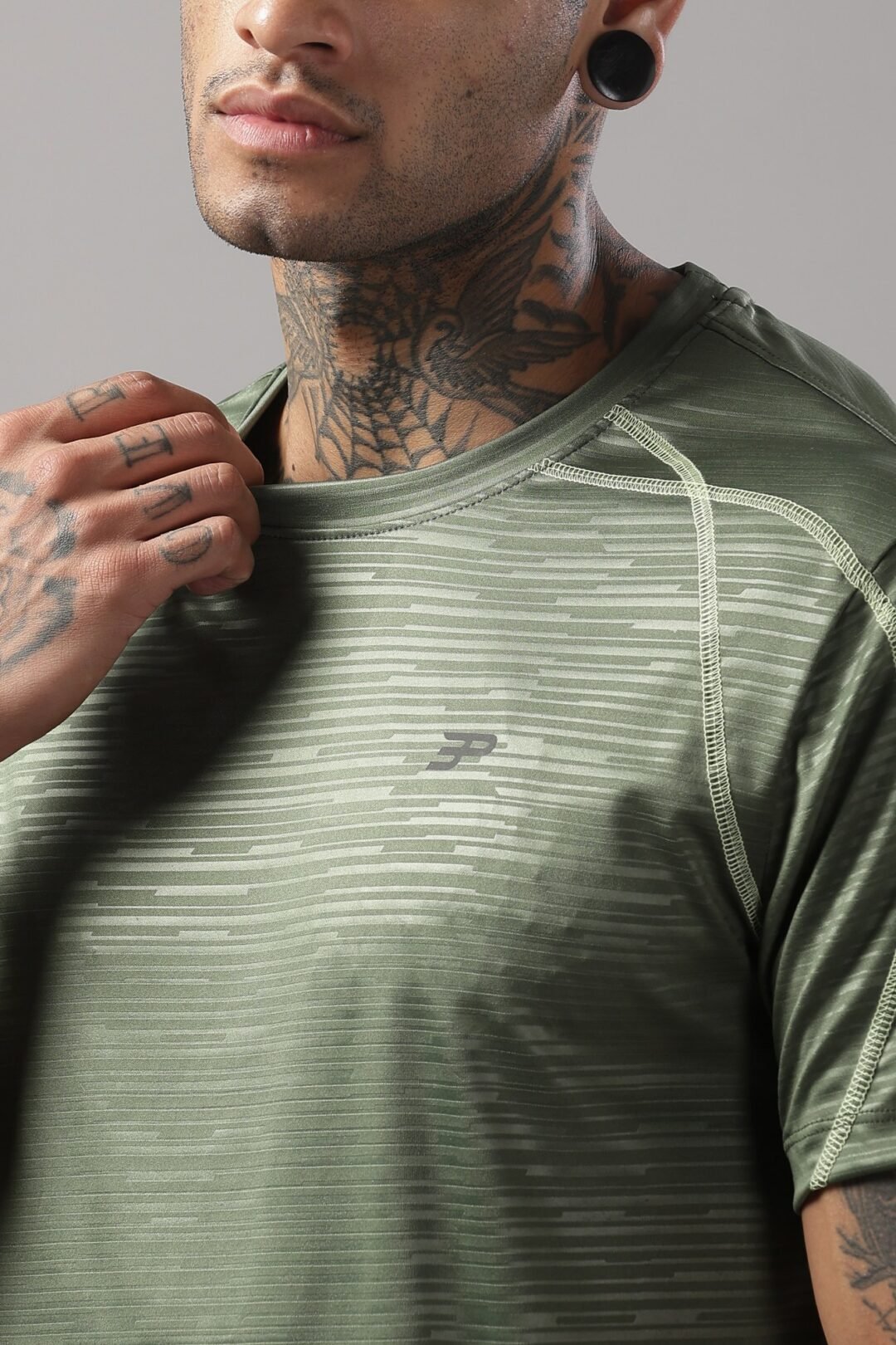 Mens Emboss Texture Tee-Grape Green - Image 12