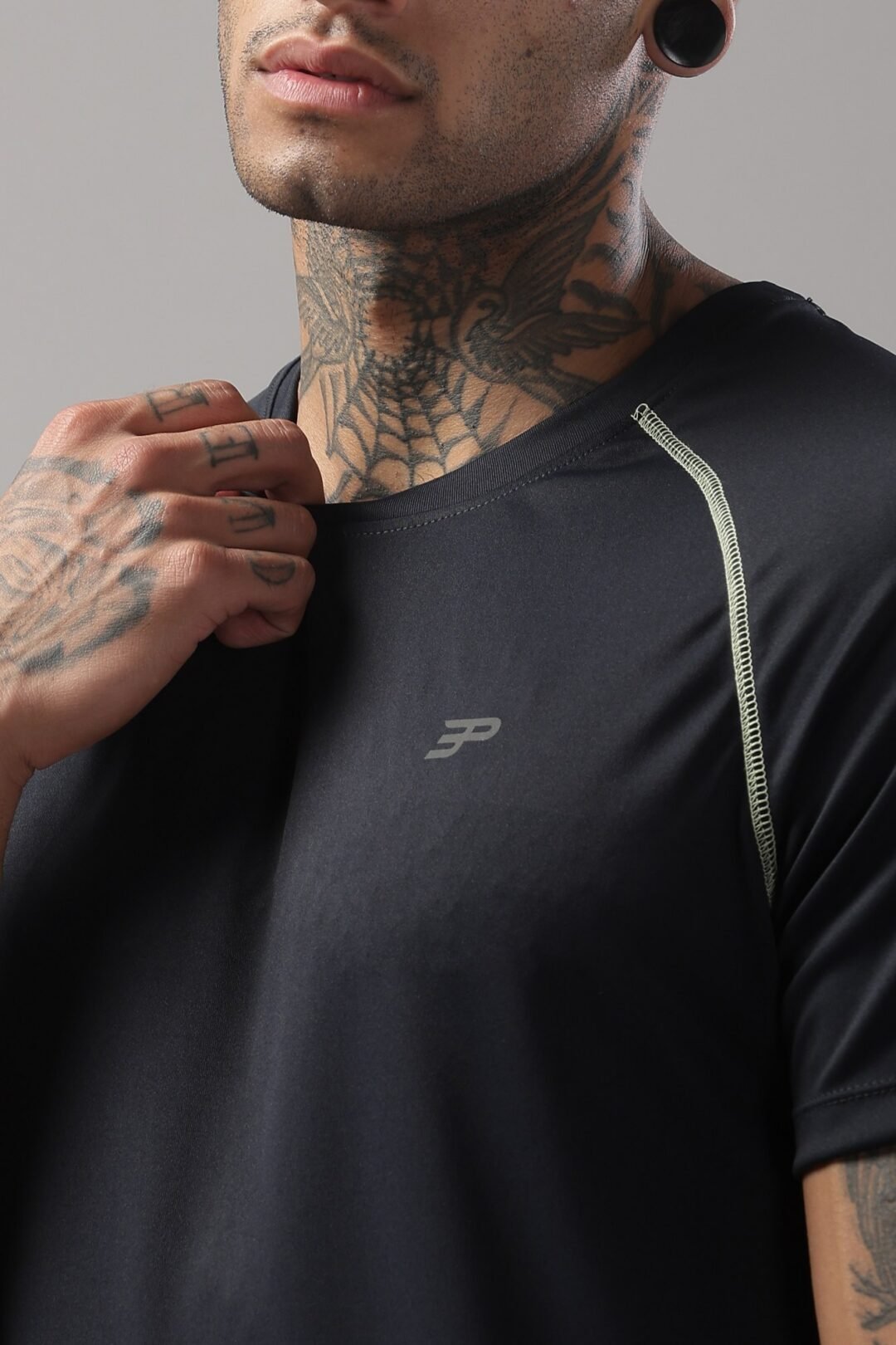 Mens Airy Raglan Activ Tee-Navy - Image 4